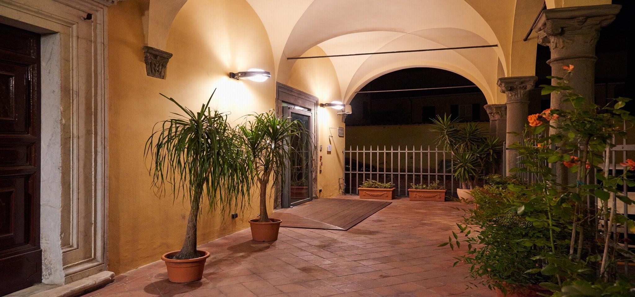 Hotel Ilaria Lucca Bagian luar foto