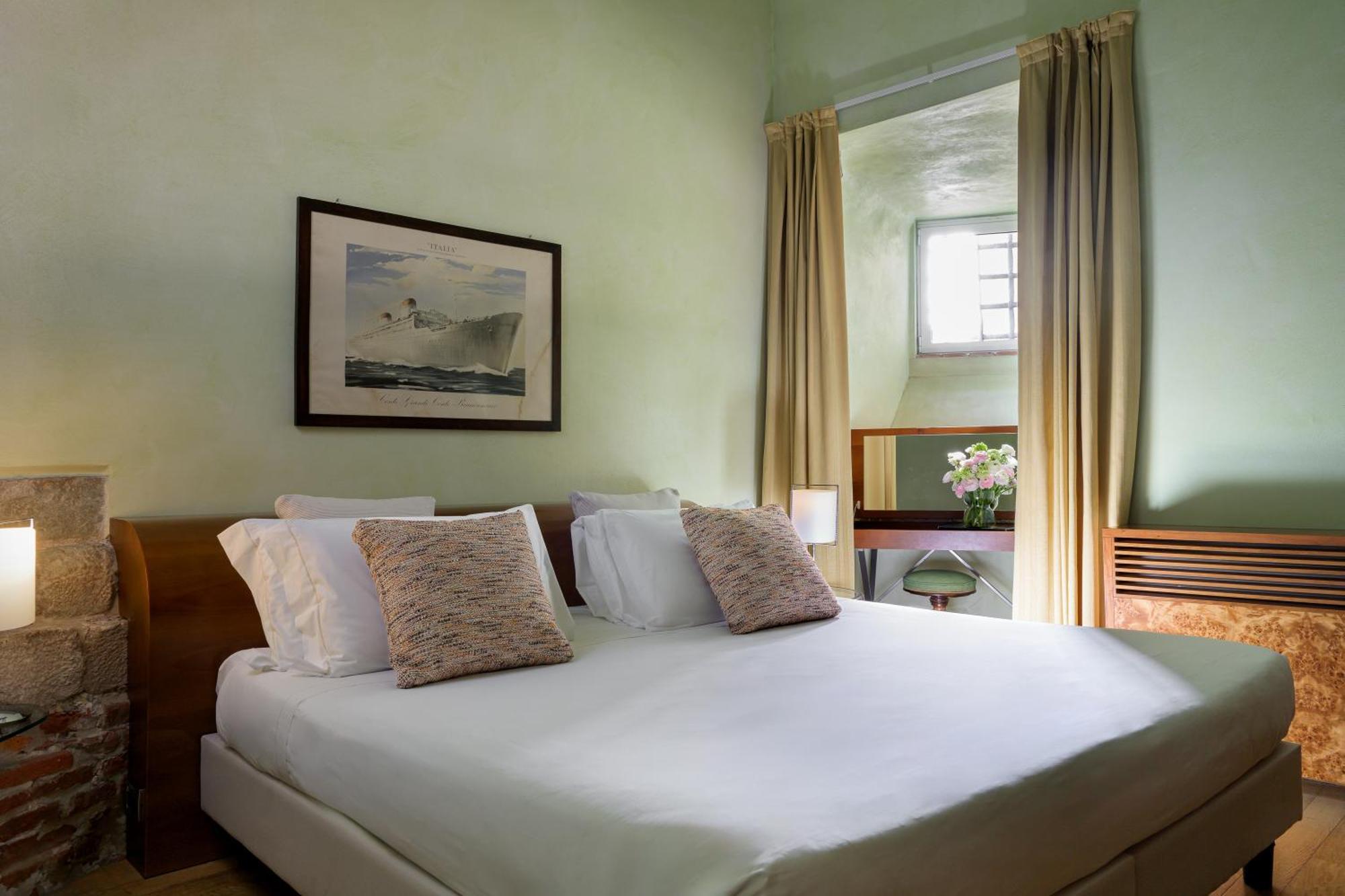 Hotel Ilaria Lucca Bagian luar foto
